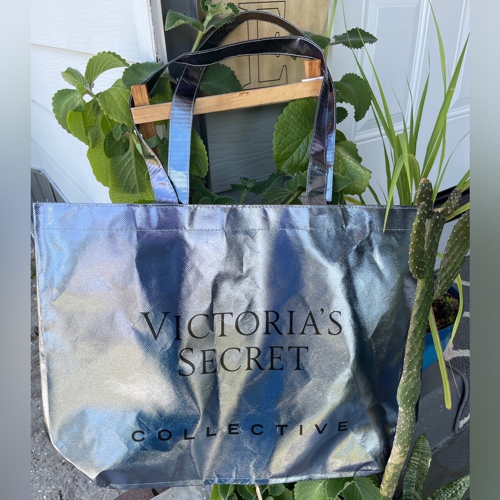 PINK/VICTORIA SECRET Collective Tote Bag In Holographic Blue - Picture 4 of 12